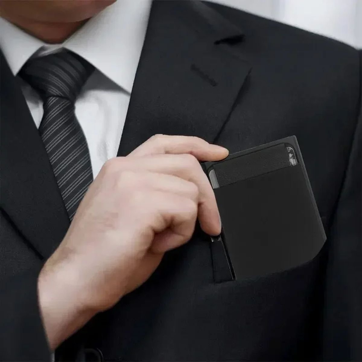 Pop-up Card Holder image 3